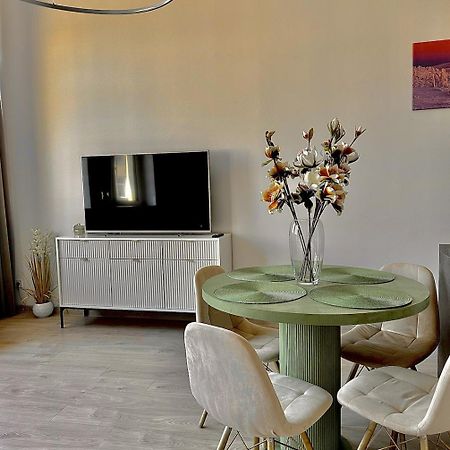 Loft Przy Placu Niepodleglosci Apartment Jelenia Gora Exterior photo